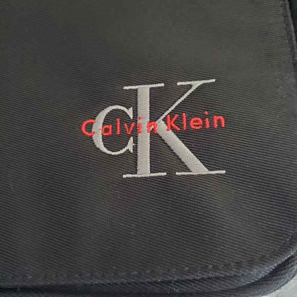 Calvin Klein CK Y2K Crossbody Messenger Computer Bag - Picture 2 of 14